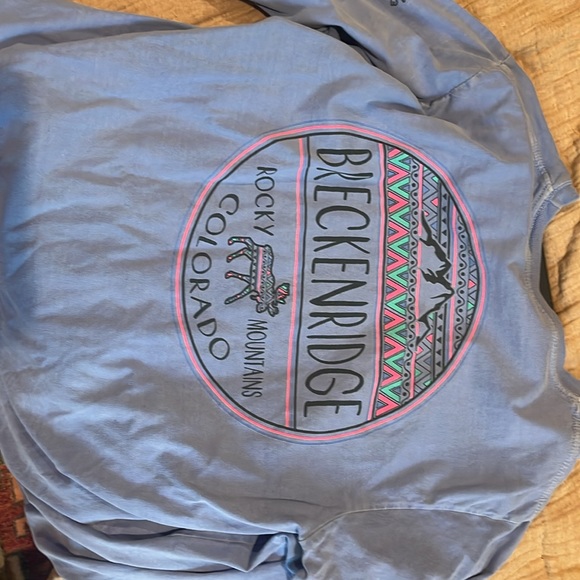 Breckenridge Longsleeve - Picture 2 of 3